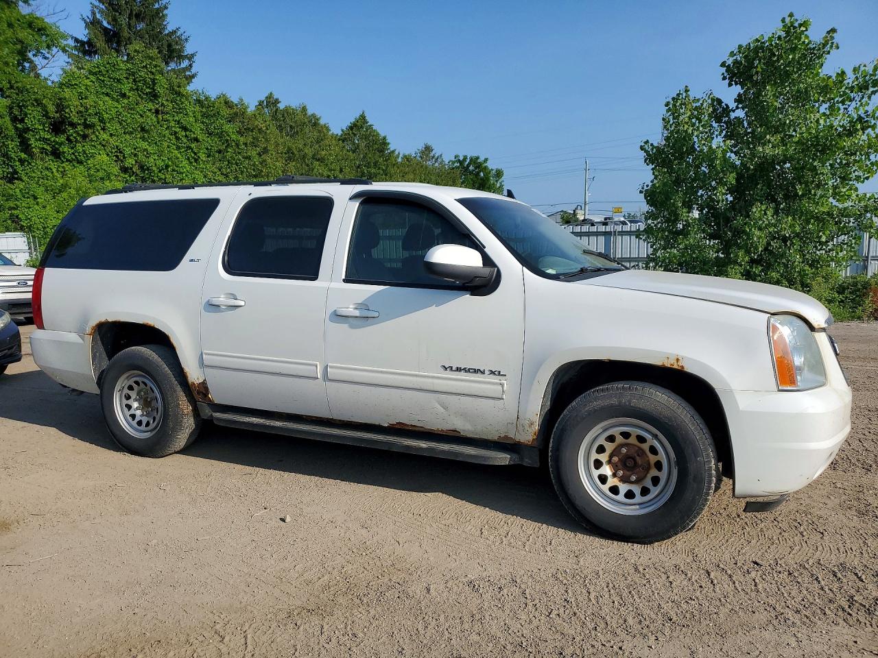 2013 GMC YUKON
