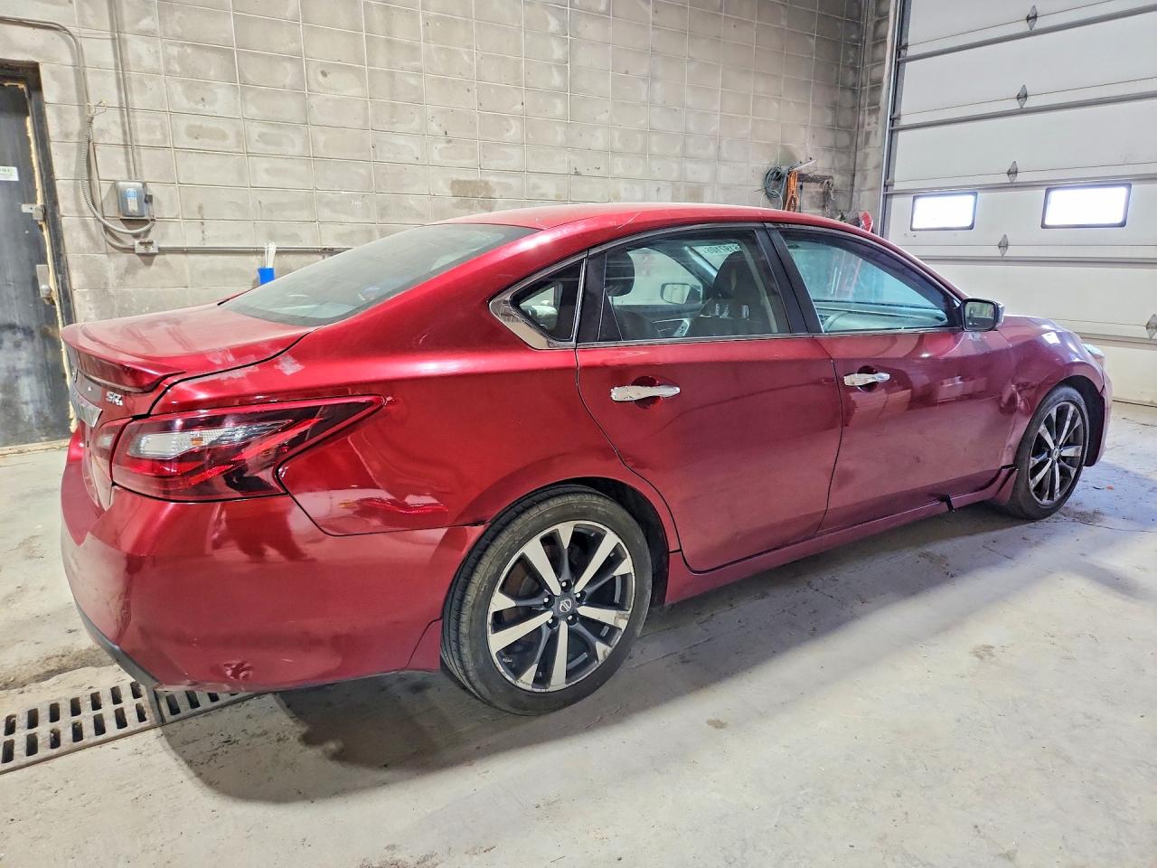 2017 NISSAN ALTIMA