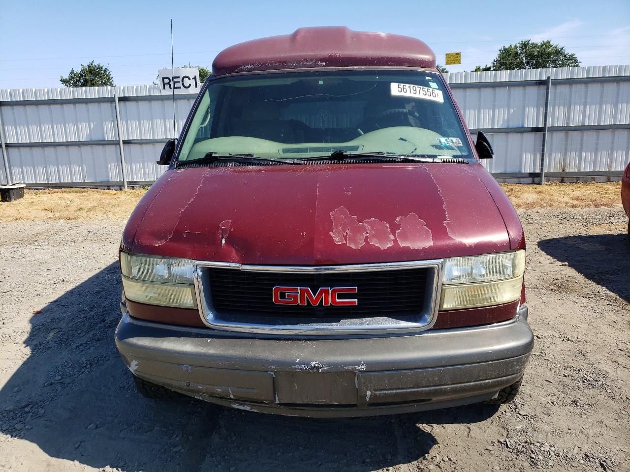 2005 GMC SAFARI XT