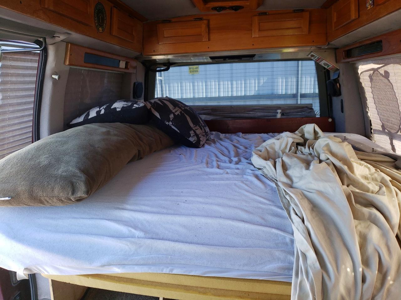 2005 GMC SAFARI XT