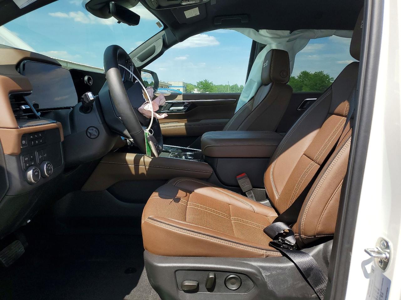 2025 CHEVROLET SUBURBAN