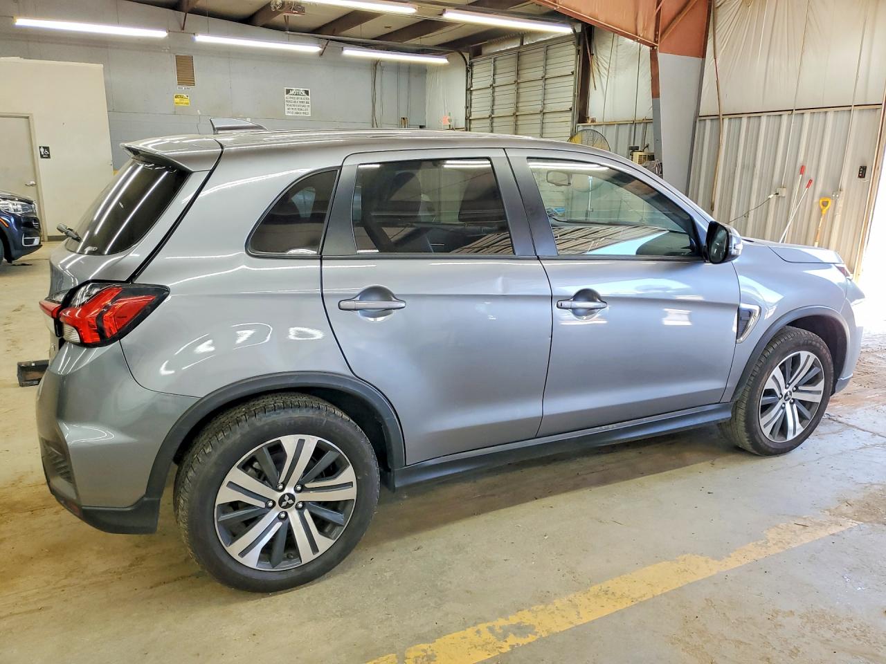 2024 MITSUBISHI OUTLANDER
