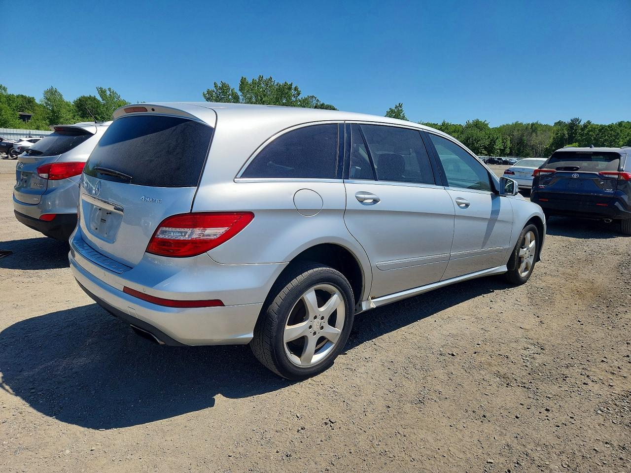 2011 MERCEDES-BENZ R-CLASS