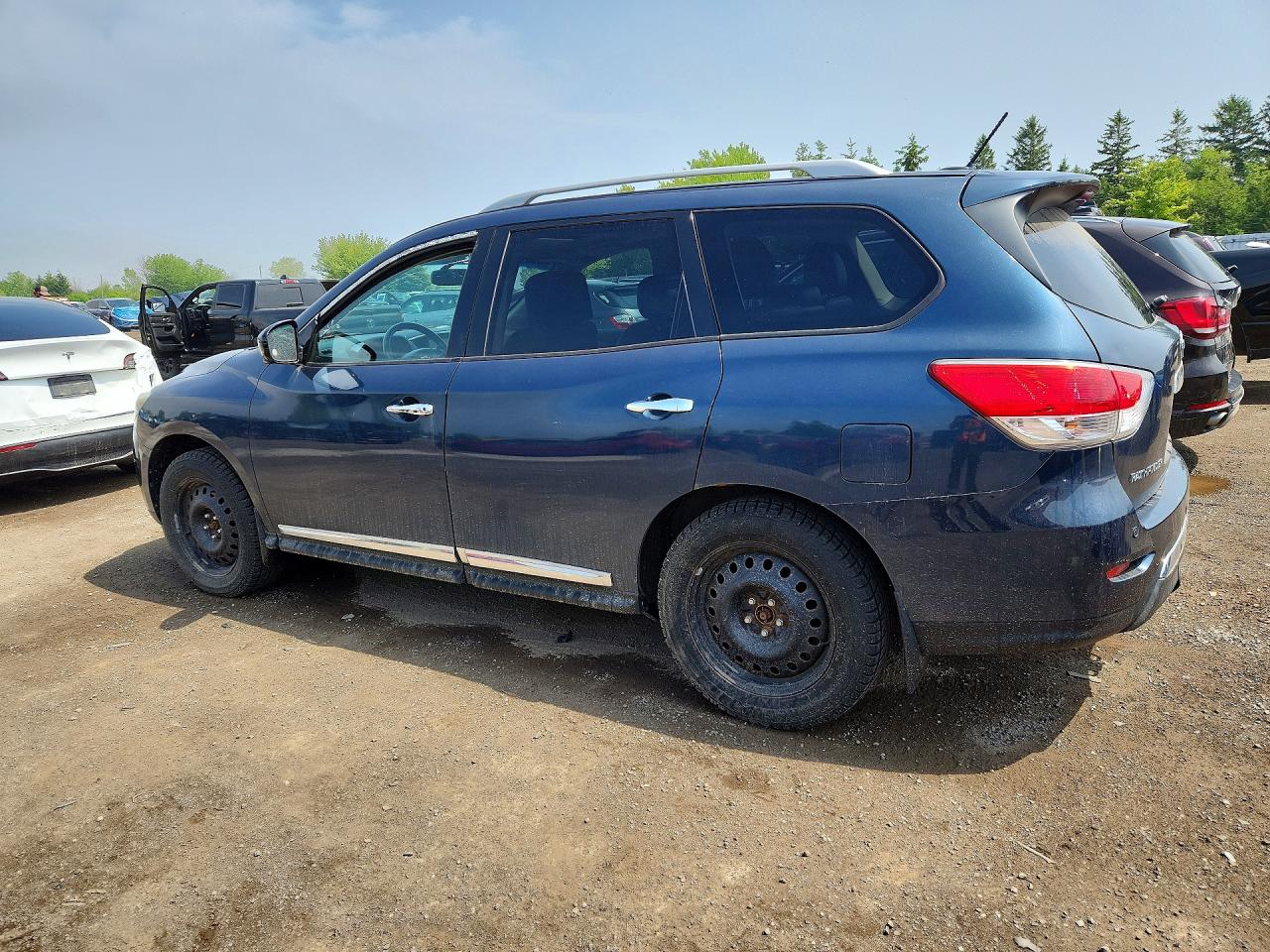 2013 NISSAN PATHFINDER
