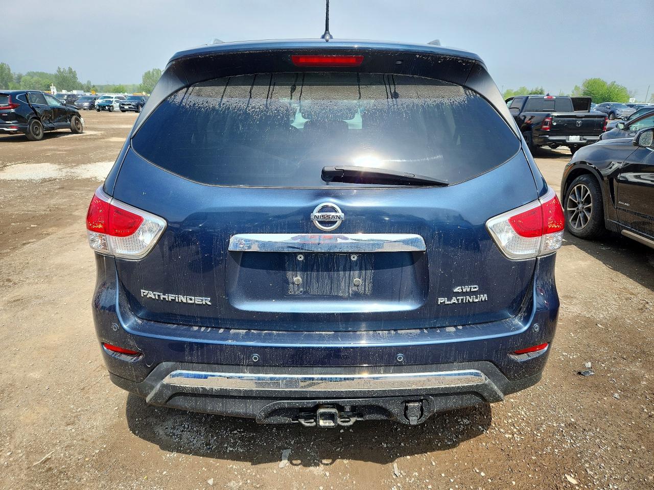 2013 NISSAN PATHFINDER