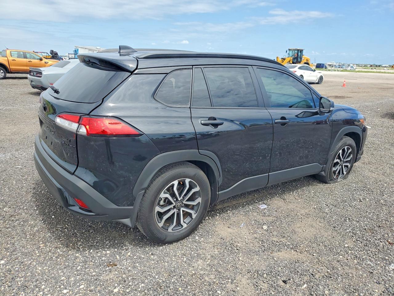 2025 TOYOTA COROLLA