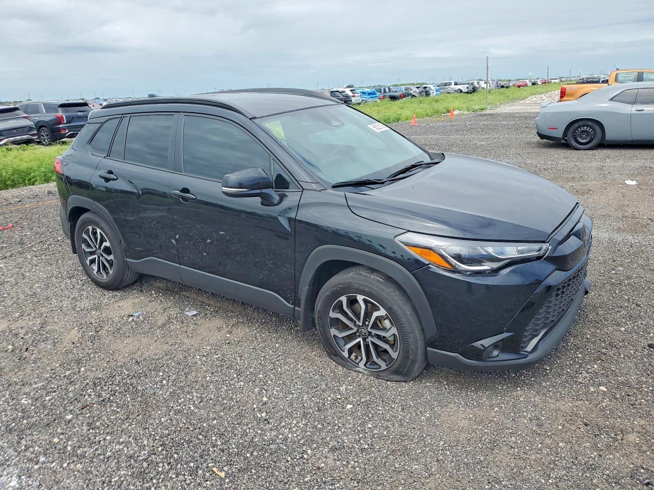 2025 TOYOTA COROLLA