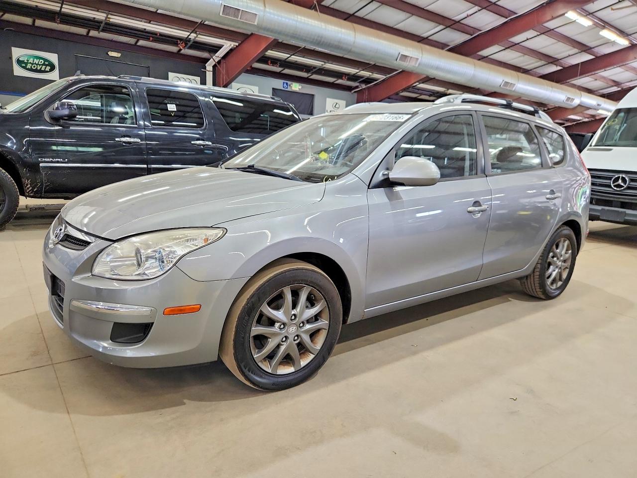 2012 HYUNDAI ELANTRA