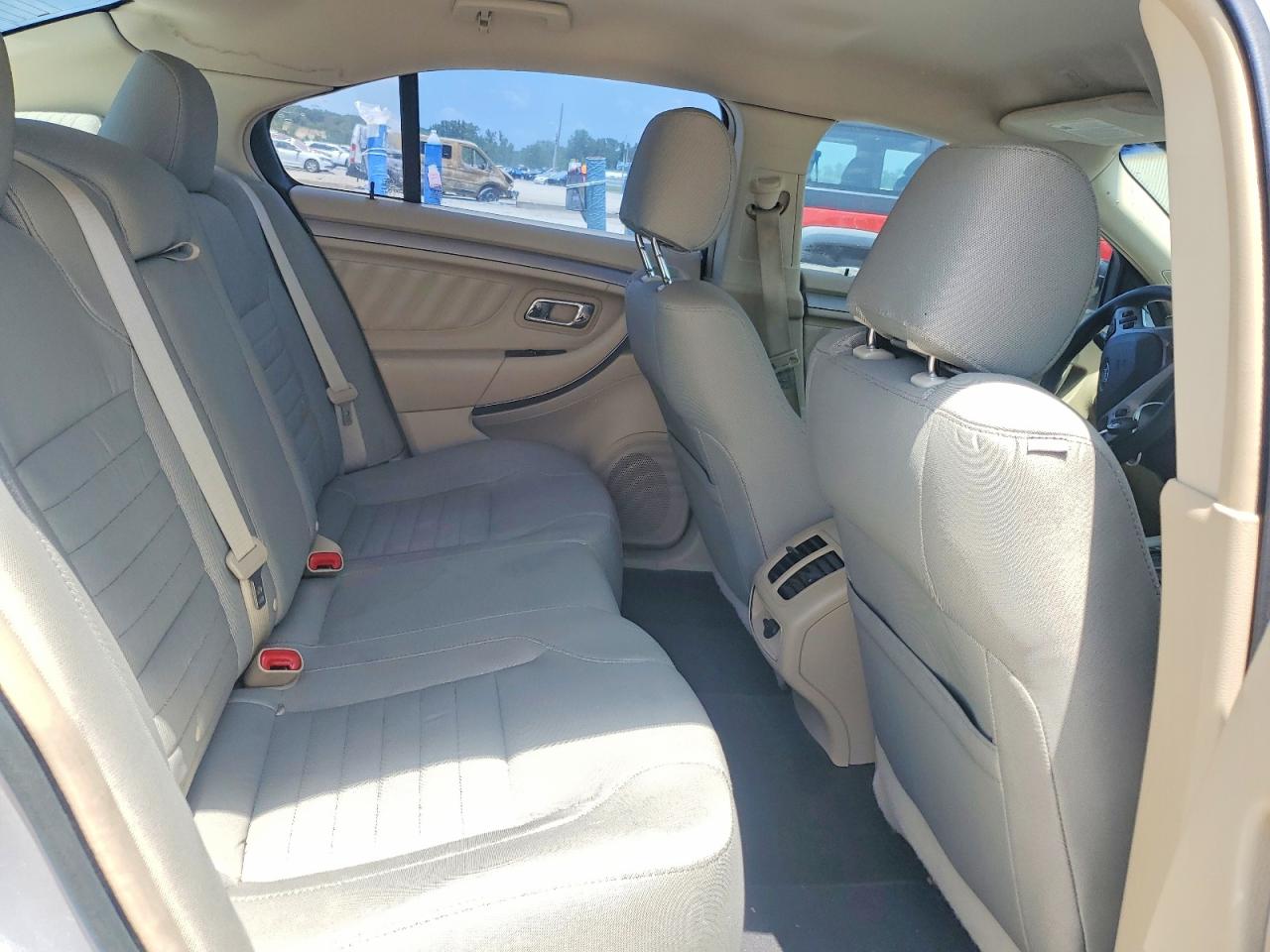 2015 FORD TAURUS