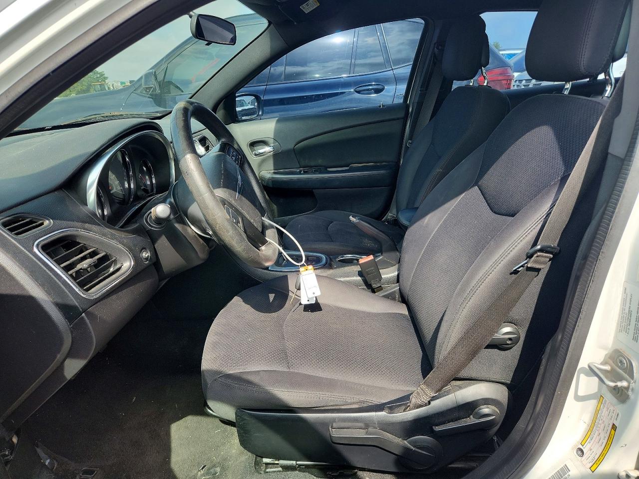 2014 CHRYSLER 200