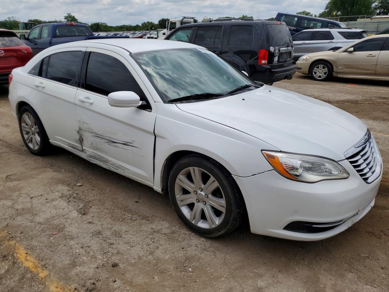 2014 CHRYSLER 200
