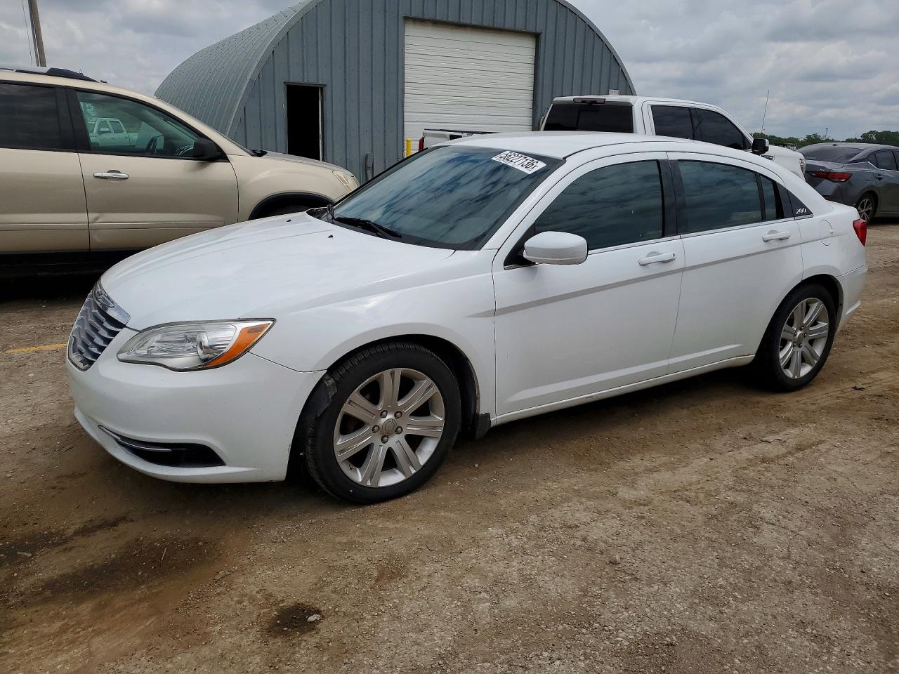 2014 CHRYSLER 200
