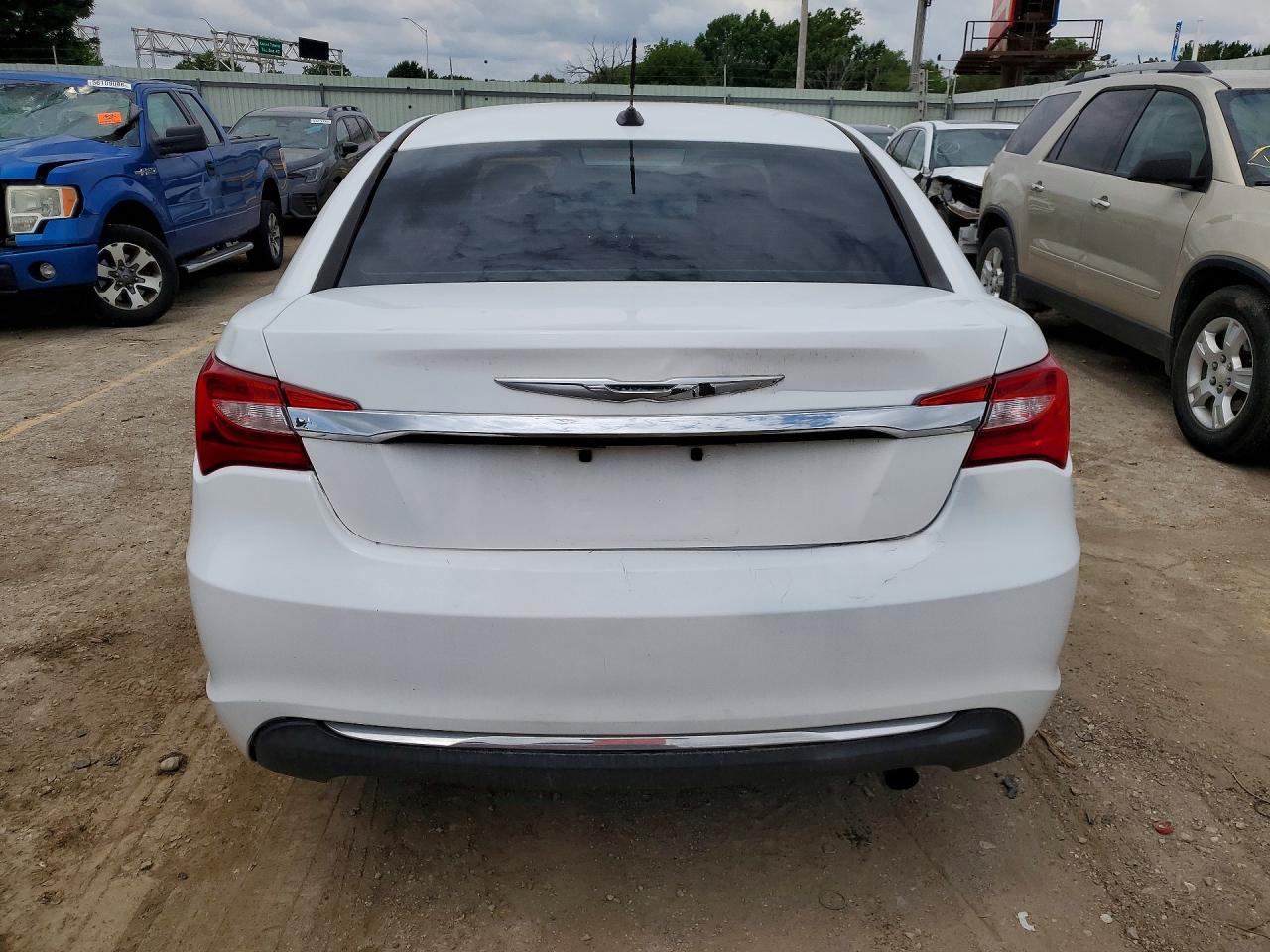 2014 CHRYSLER 200