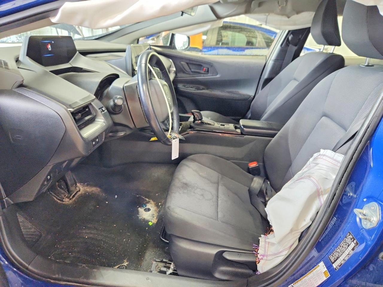 2024 TOYOTA PRIUS