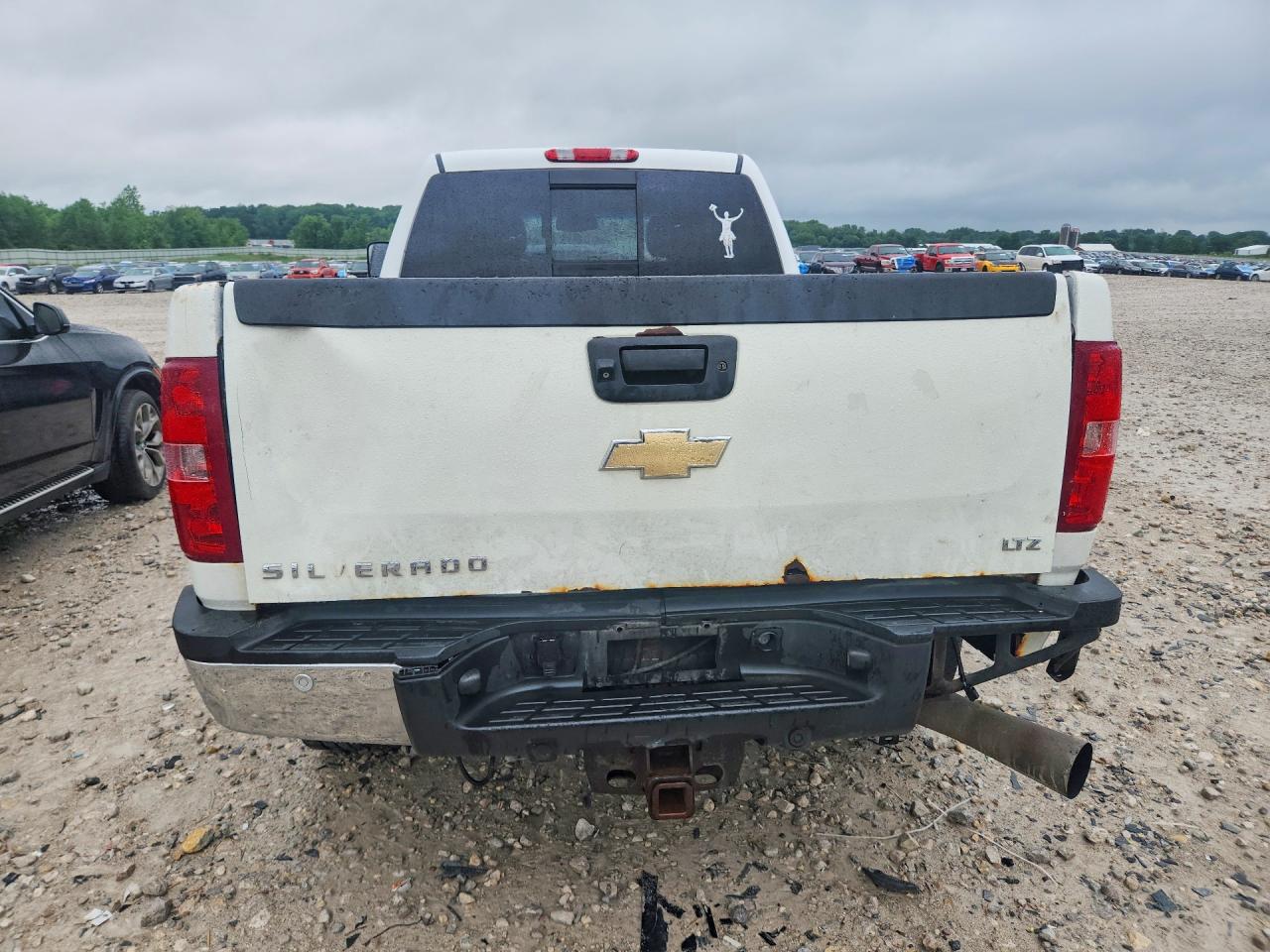 2011 CHEVROLET SILVERADO