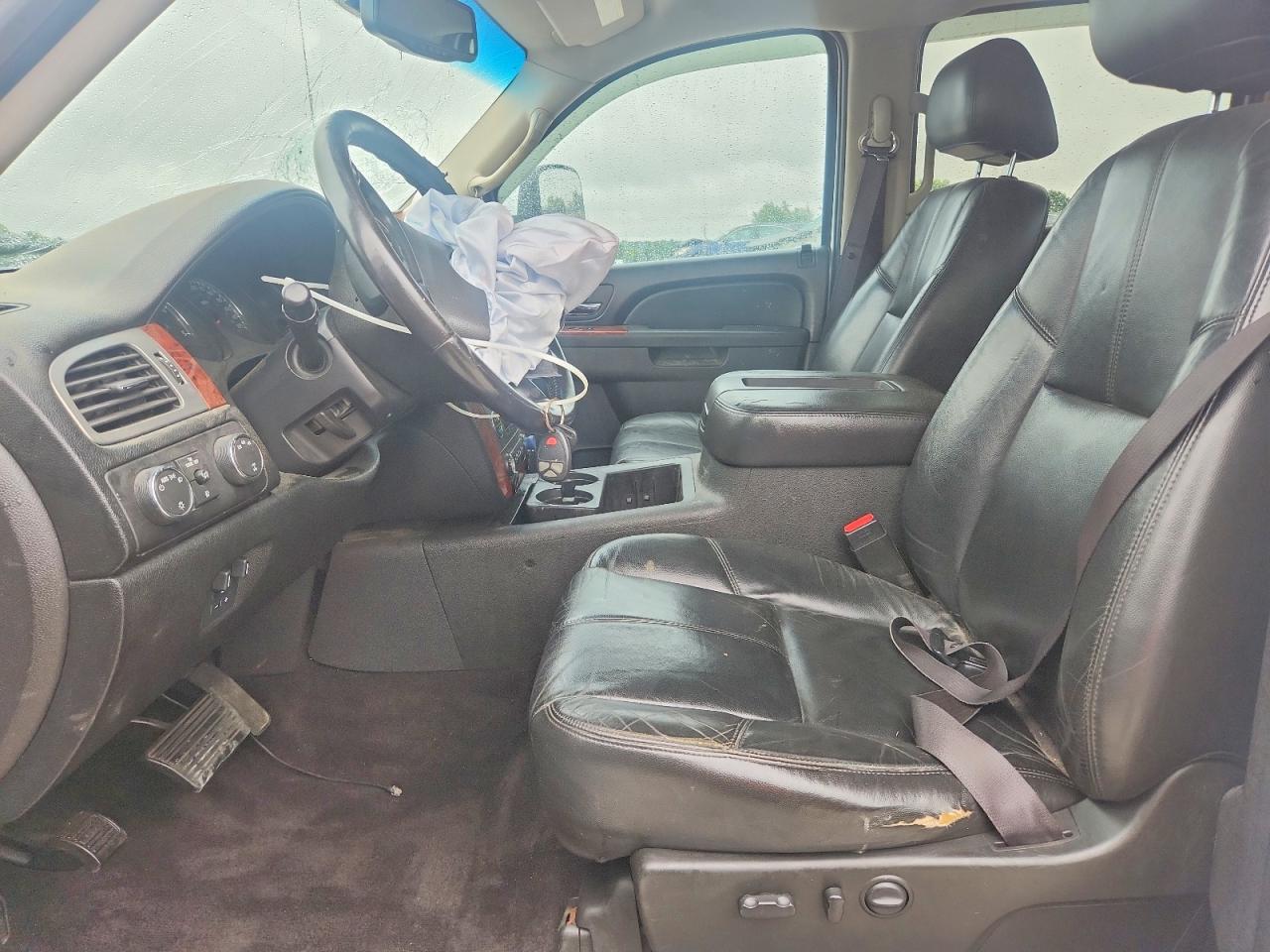 2011 CHEVROLET SILVERADO