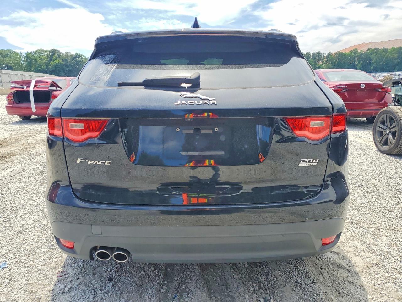 2017 JAGUAR F-PACE