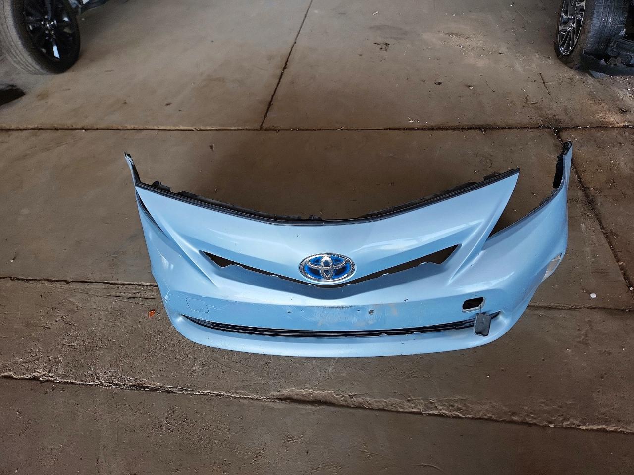2014 TOYOTA PRIUS
