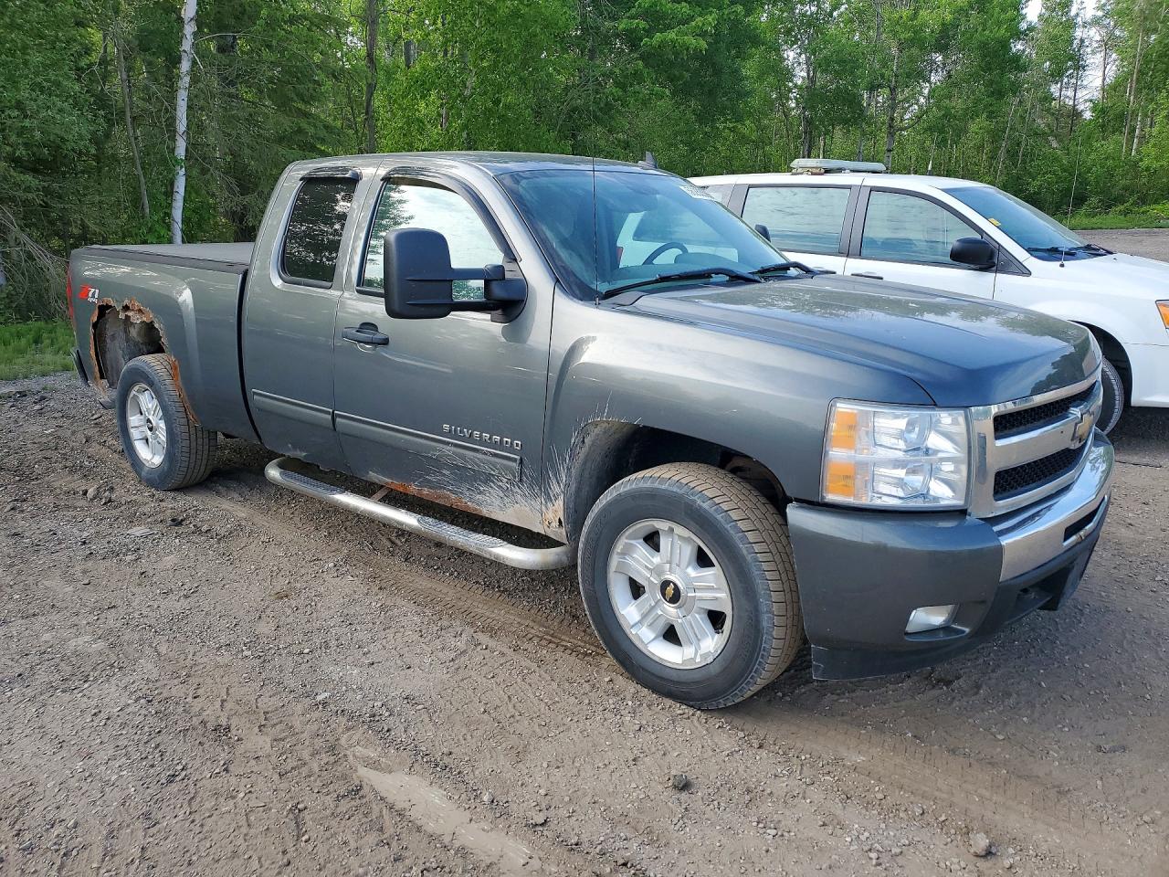 2011 CHEVROLET SILVERADO