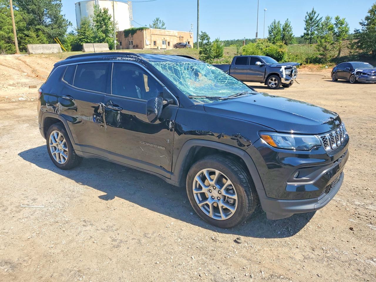 2024 JEEP COMPASS