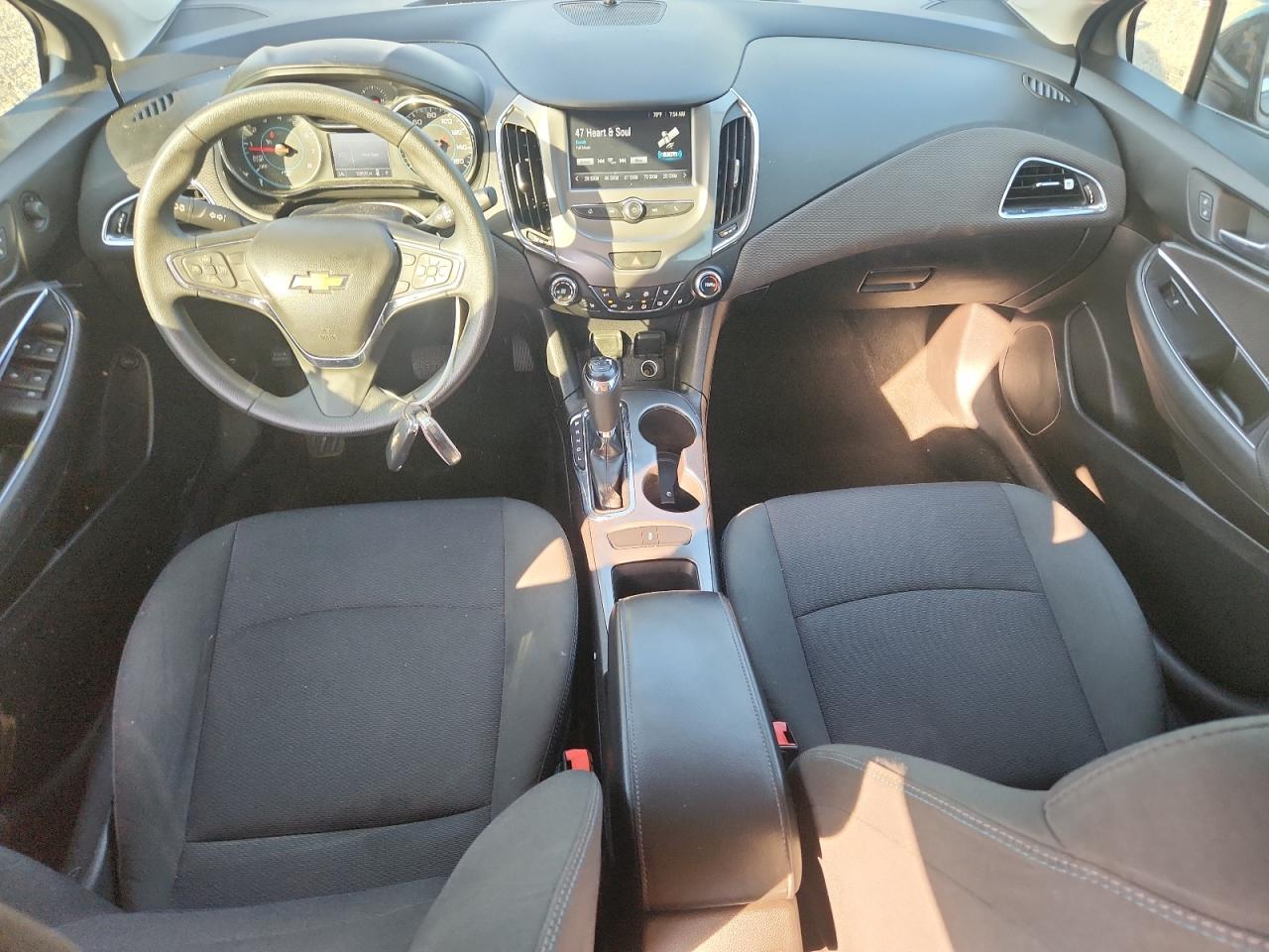 2017 CHEVROLET CRUZE