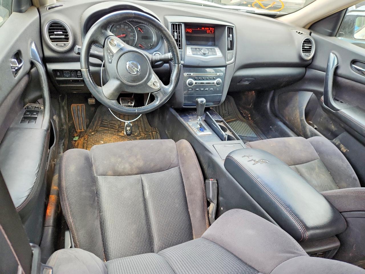 2013 NISSAN MAXIMA