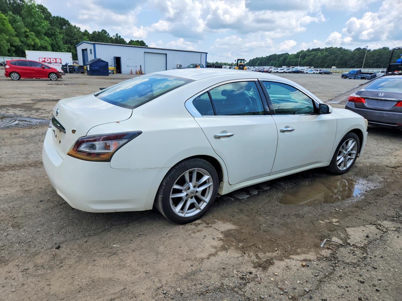 2013 NISSAN MAXIMA