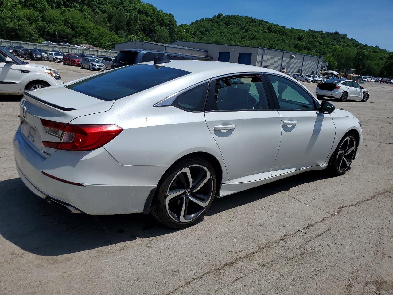 2022 HONDA ACCORD