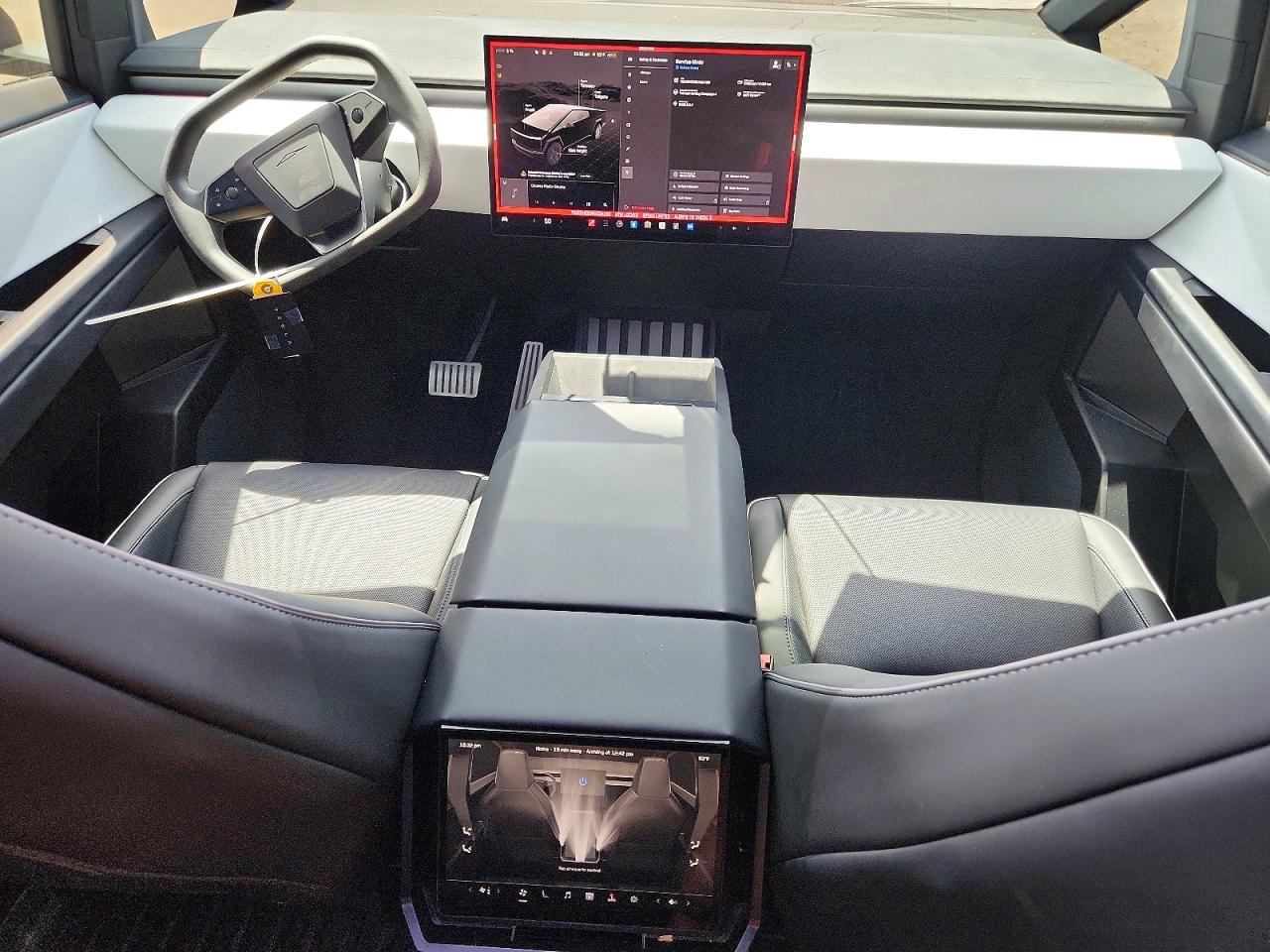 2024 TESLA CYBERTRUCK