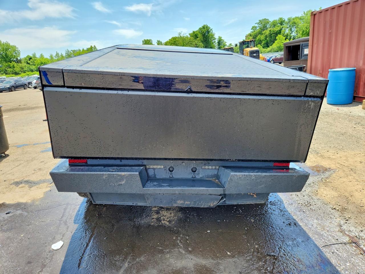 2024 TESLA CYBERTRUCK