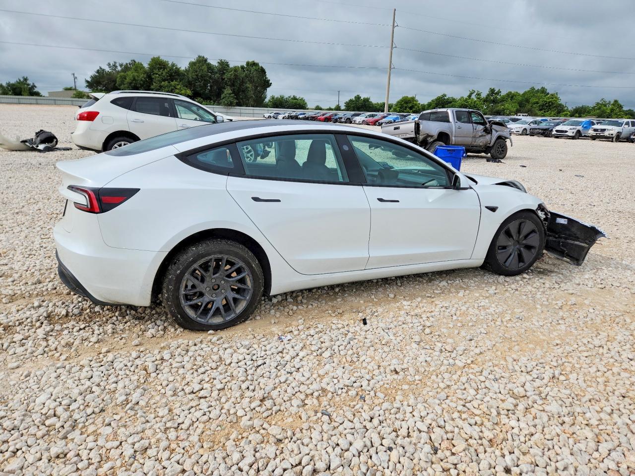 2025 TESLA MODEL 3