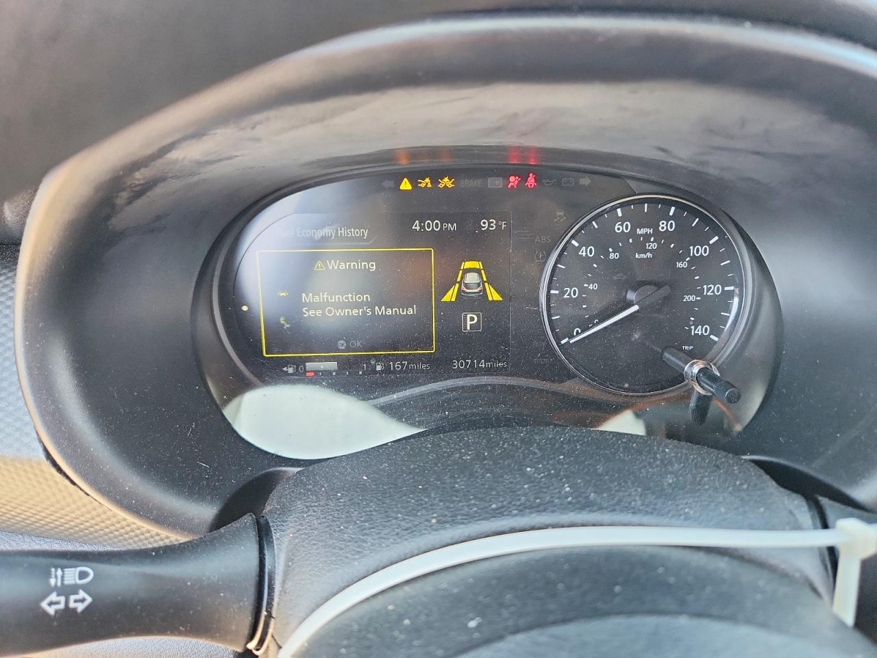 2024 NISSAN KICKS