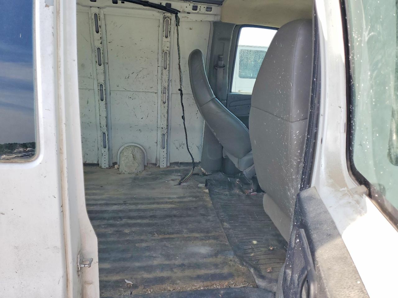 2008 CHEVROLET EXPRESS