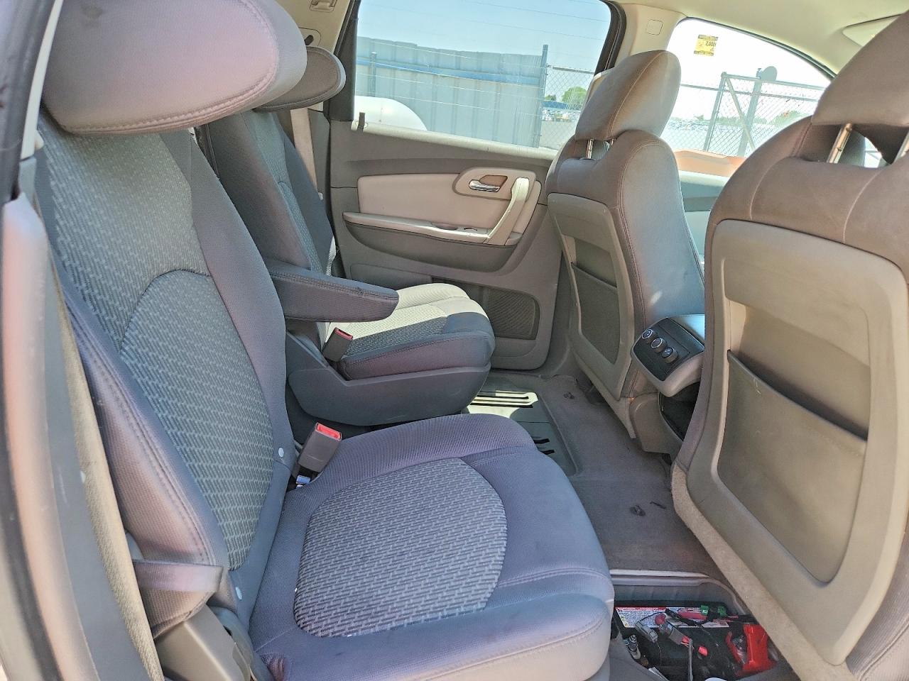 2011 CHEVROLET TRAVERSE
