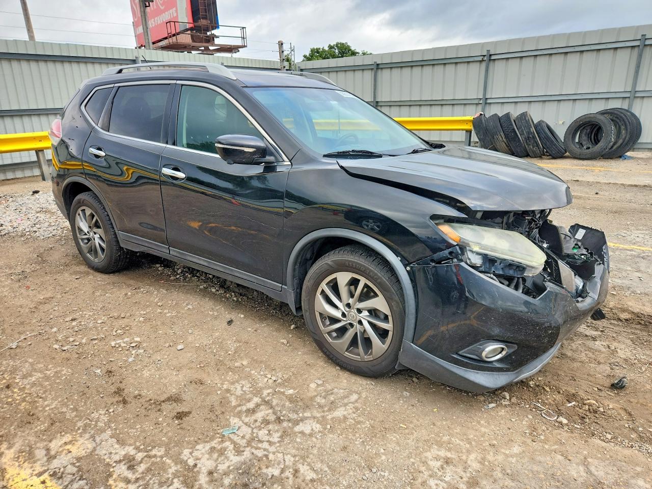 2015 NISSAN ROGUE