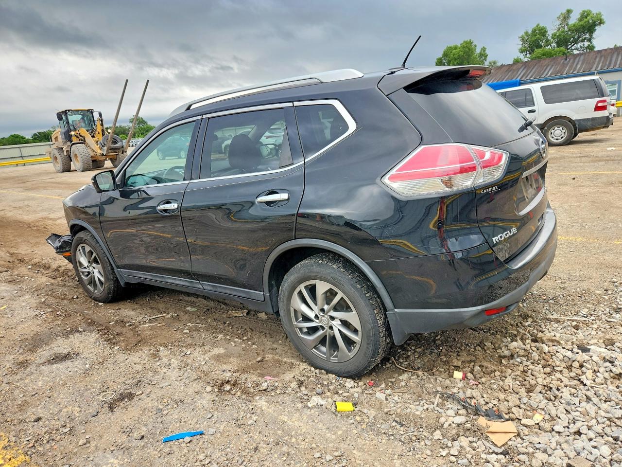 2015 NISSAN ROGUE