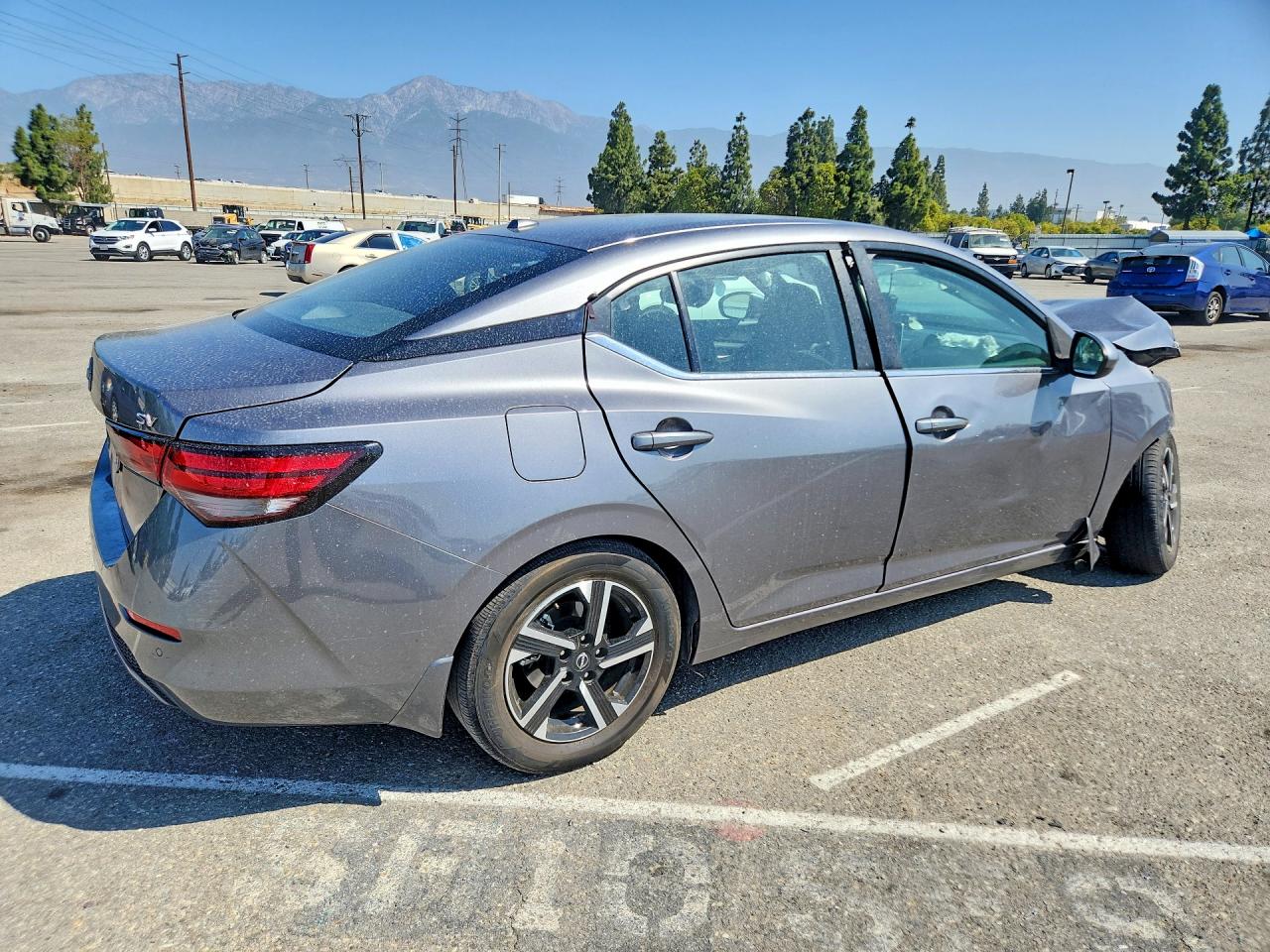 2024 NISSAN SENTRA