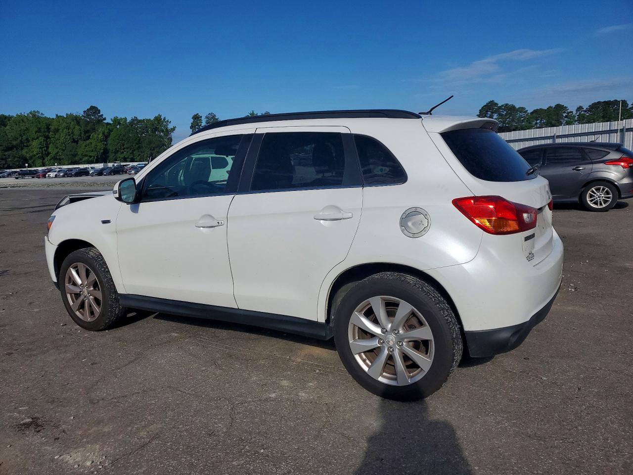 2015 MITSUBISHI OUTLANDER