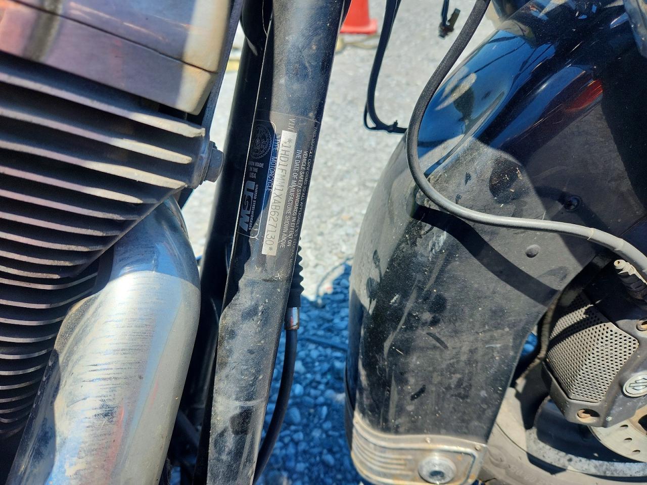 2010 HARLEY DAVIDSON FL
