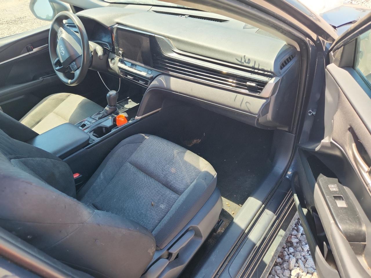 2025 TOYOTA CAMRY