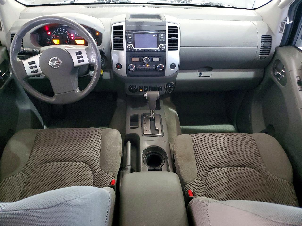 2016 NISSAN FRONTIER