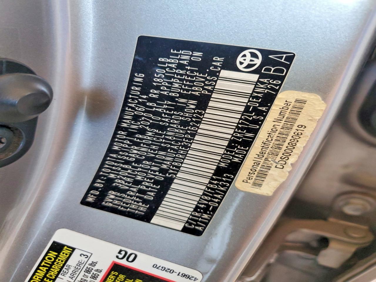 2014 TOYT COROLLA