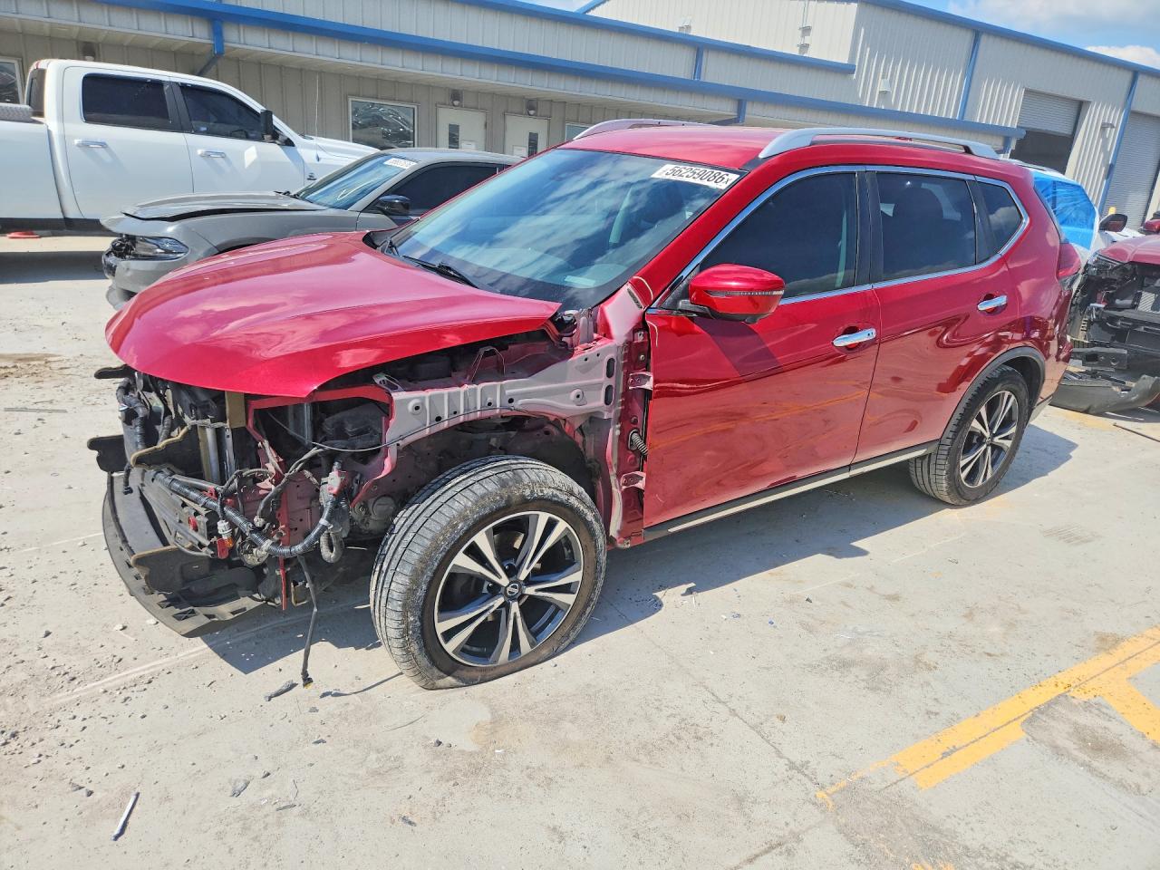 2017 NISSAN ROGUE