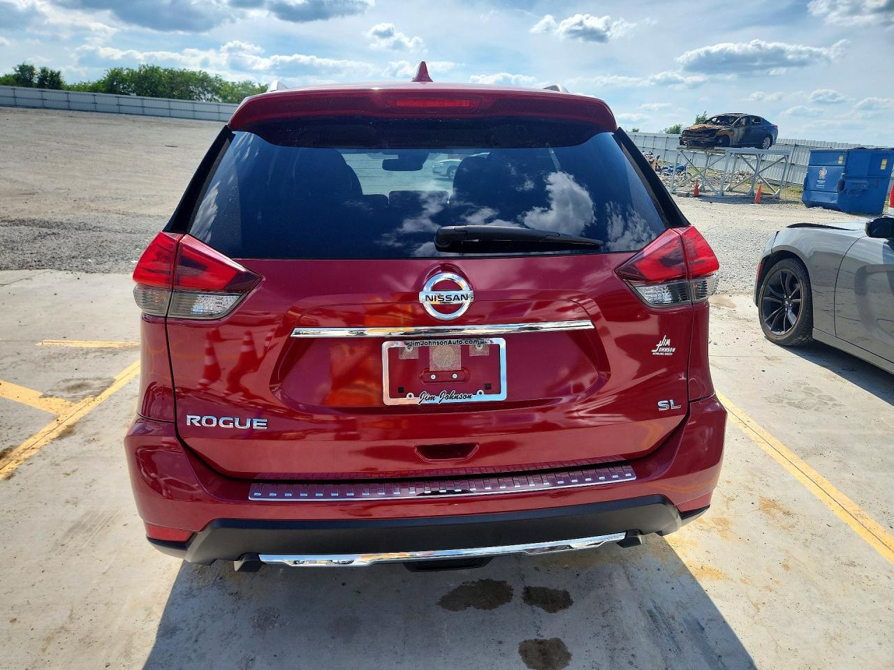 2017 NISSAN ROGUE