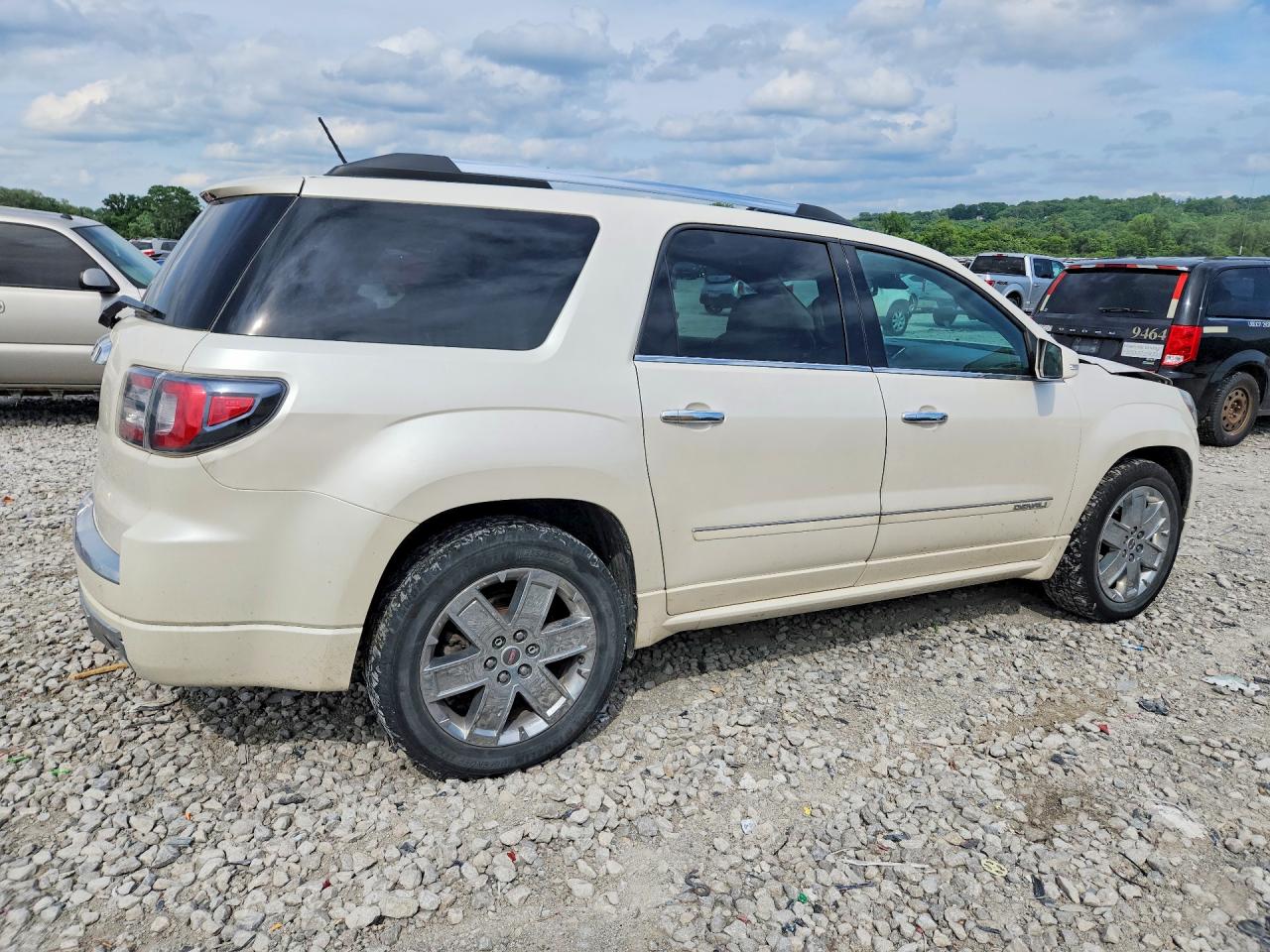 2015 GMC ACADIA DEN