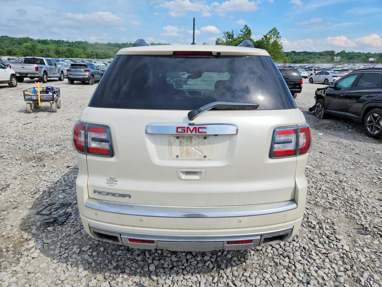 2015 GMC ACADIA DEN