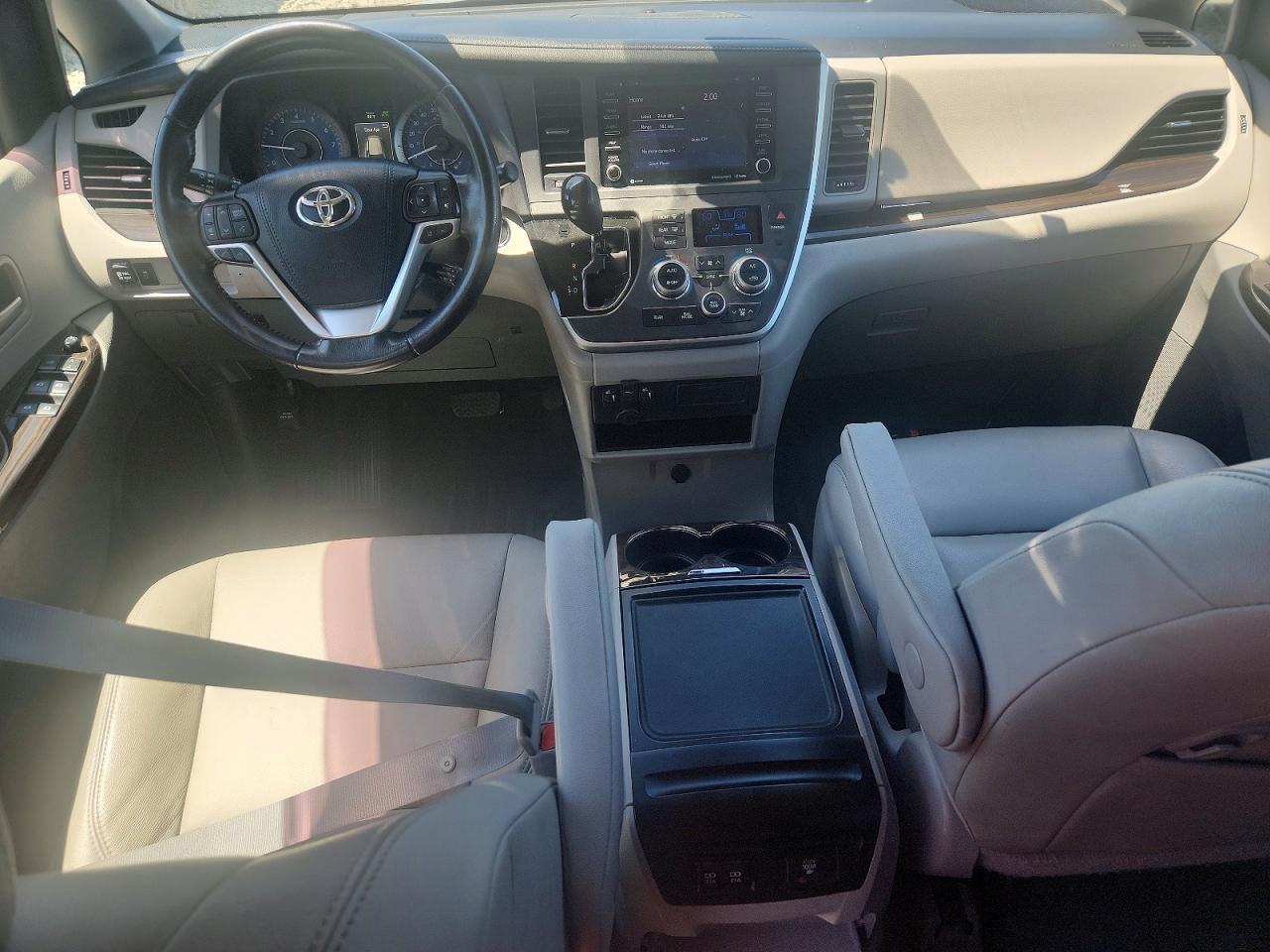 2020 TOYOTA SIENNA