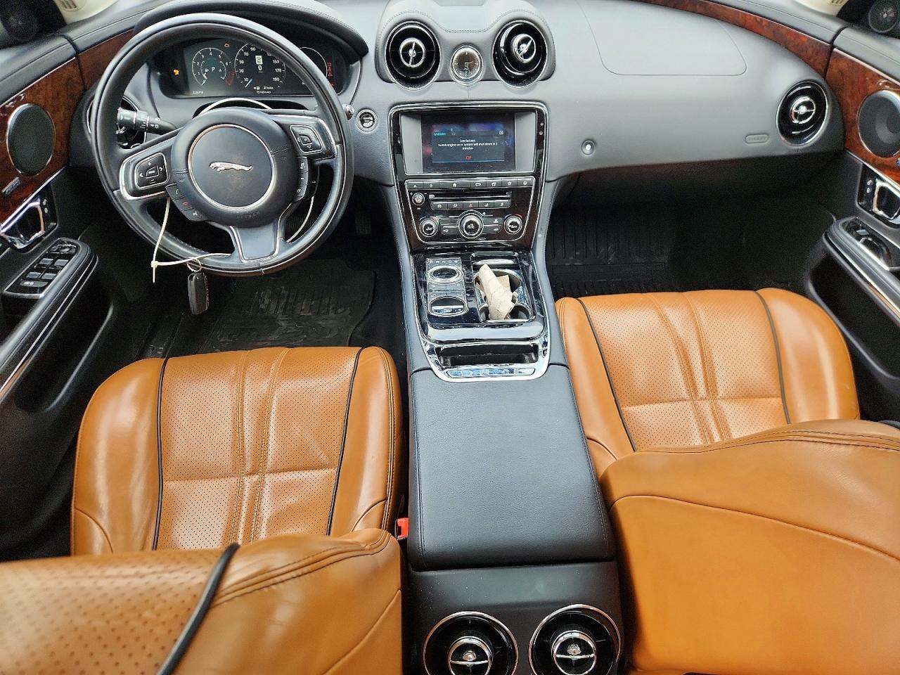 2017 JAGUAR XJ