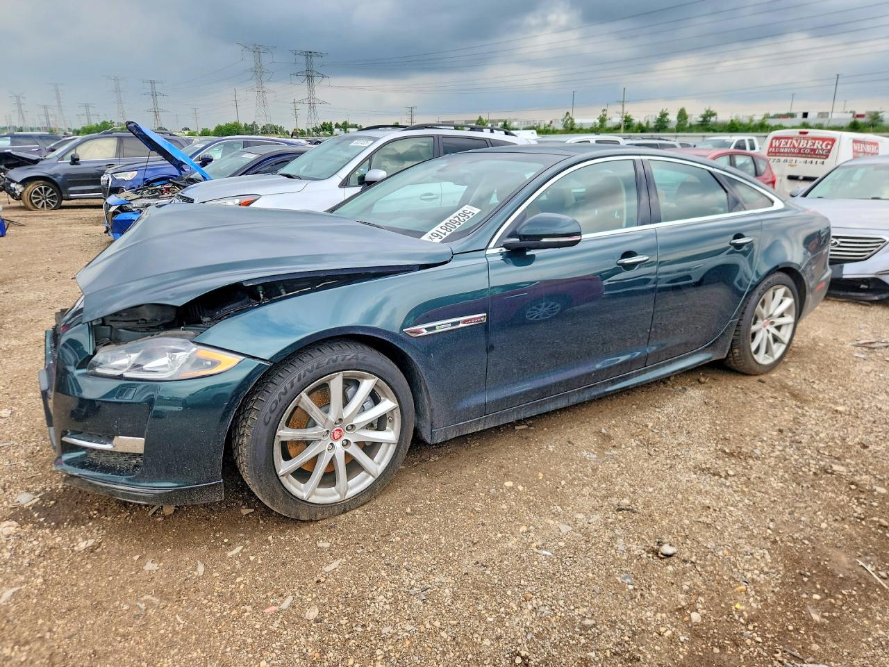 2017 JAGUAR XJ