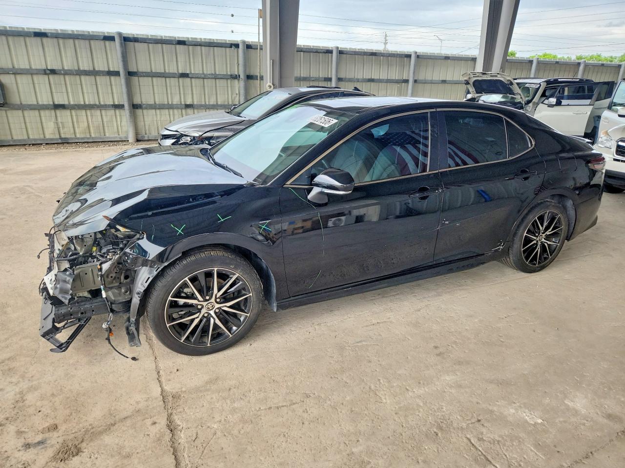 2024 TOYOTA CAMRY